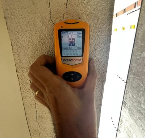 Edifício residencial submetido a inspeção técnica para avaliação das condições estruturais, identificação de manifestações patológicas e análise de riscos construtivos em elementos estruturais e áreas comuns. Laudo estrutural na grande florianópolis.